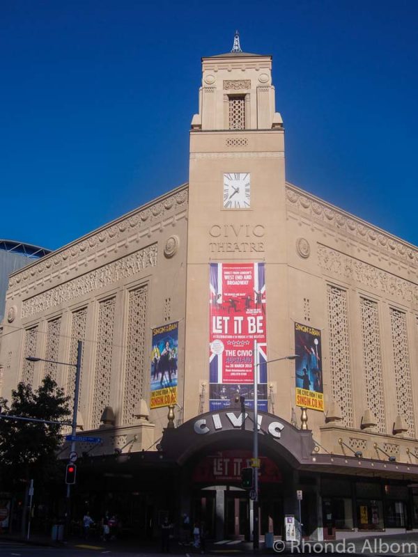 Civic Theatre in Auckalnd New Zealand is one of world's last remaining atmospheric theatre. #travel #newzealand #auckland #queenstreet  #theatre