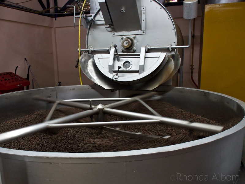 Coffee roasting machine in Costa Rica