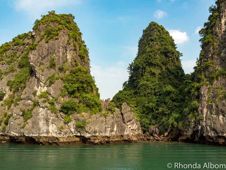 Fascinating Batu Caves: Monkeys, Statues, and Hindu Shrines