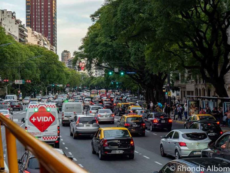 A good Argentina travel tip is to know that the traffic is very heavy in Buenos Aires. 