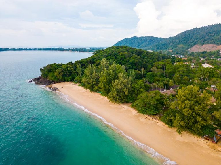 Best Beaches in Thailand for Romance, Partying, or Relaxing